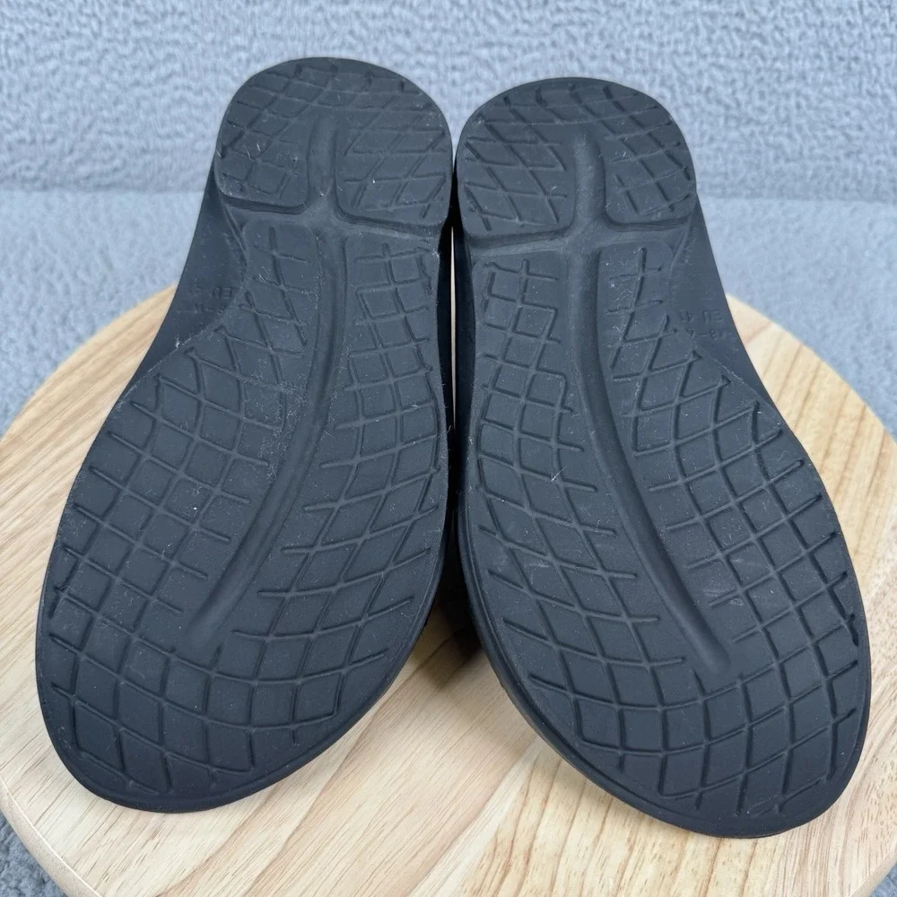 Oofos Ooahh Mens‎ 8 Womens 10 Black Slide Sandals Recovery Orthopedic Slip On